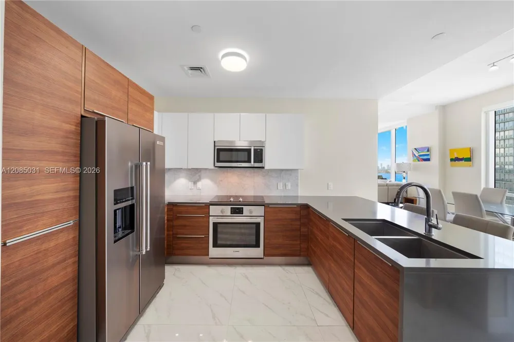 601 NE 27th St #1808 Miami, FL 33137