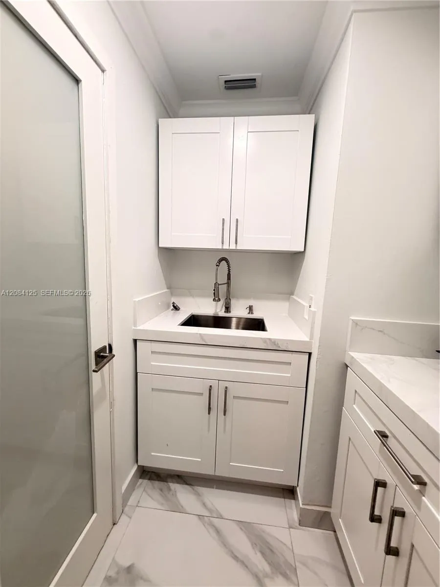 12694 SW 191st Ter Miami, FL 33177