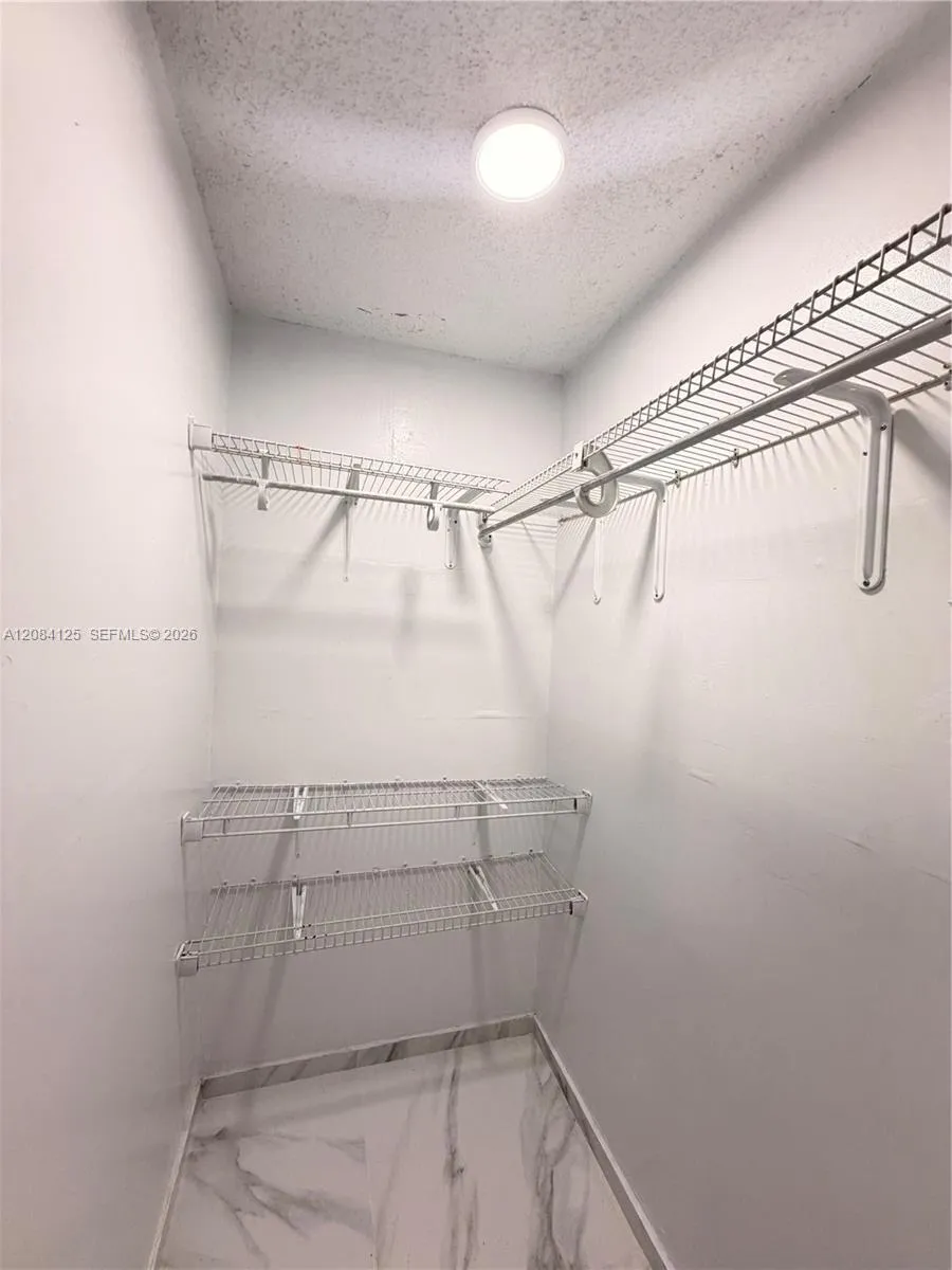 12694 SW 191st Ter Miami, FL 33177