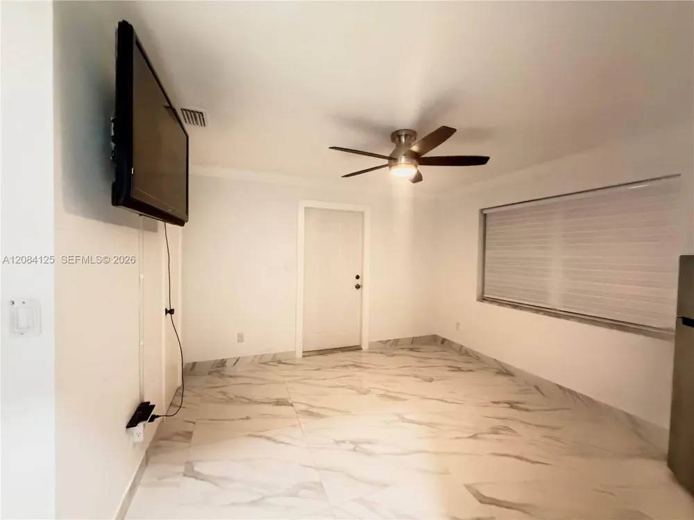 12694 SW 191st Ter Miami, FL 33177