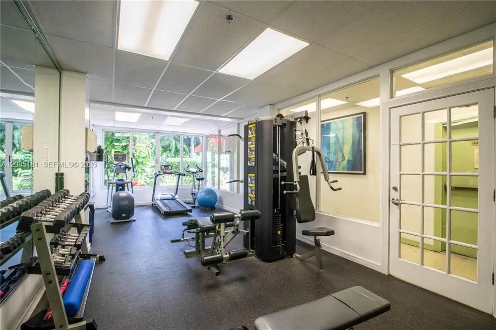 255 W 24th St #436 Miami Beach, FL 33140
