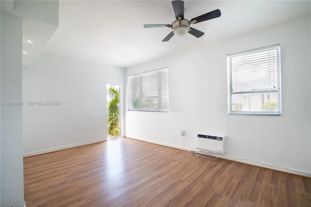 255 W 24th St #436 Miami Beach, FL 33140