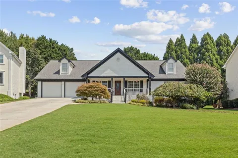 850 Rose Crest Drive