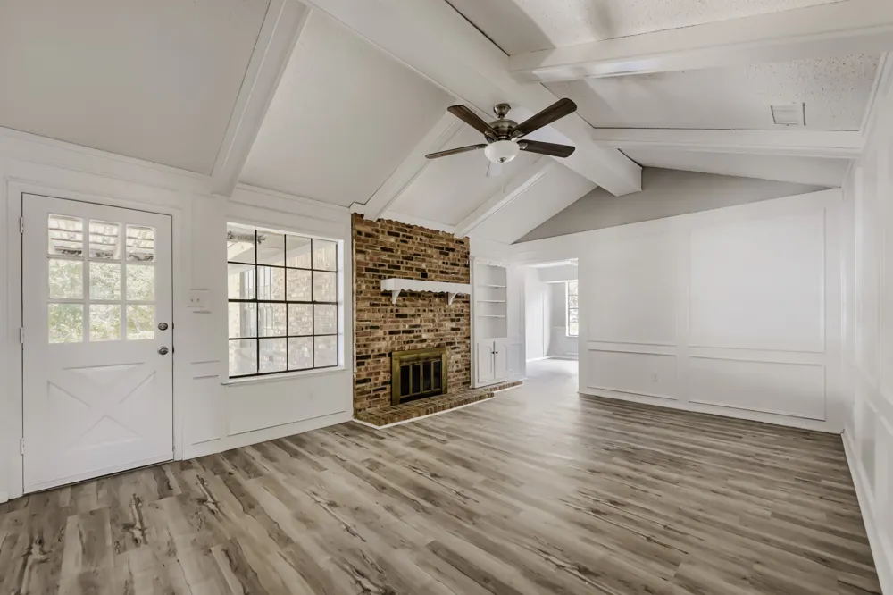 2185 Jana Lane Burleson, TX 76028