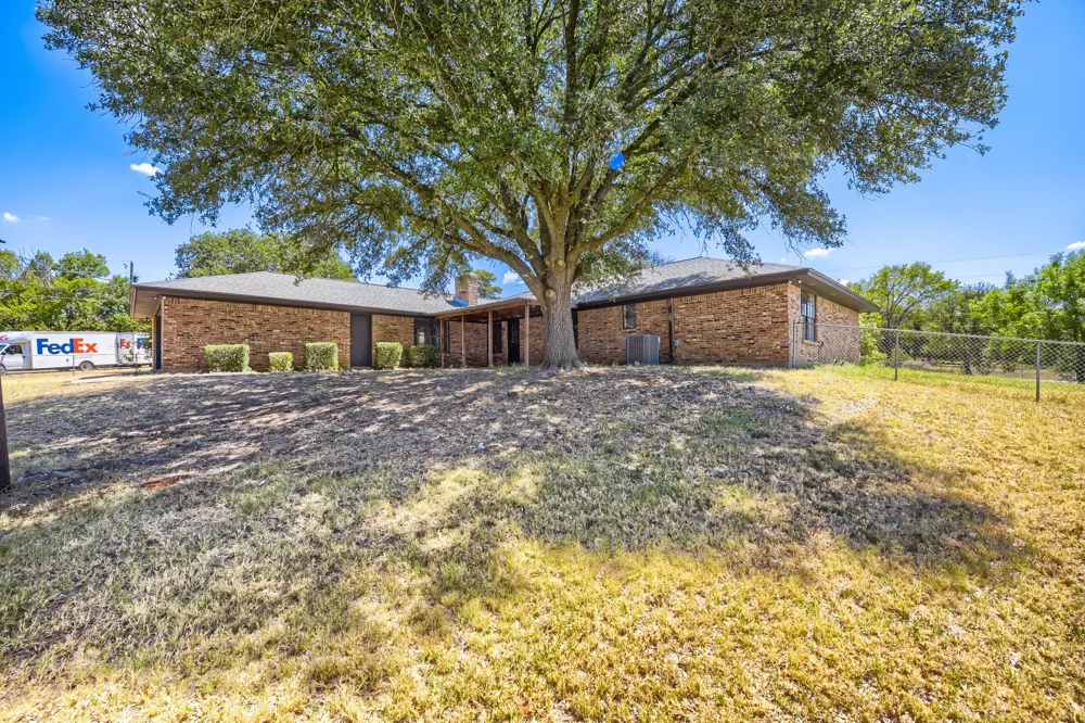 2185 Jana Lane Burleson, TX 76028