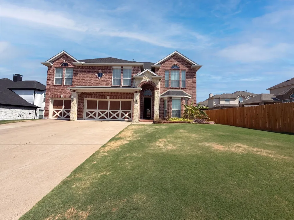 409 Lone Oak Court Kennedale, TX 76060