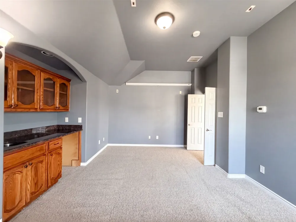 409 Lone Oak Court Kennedale, TX 76060