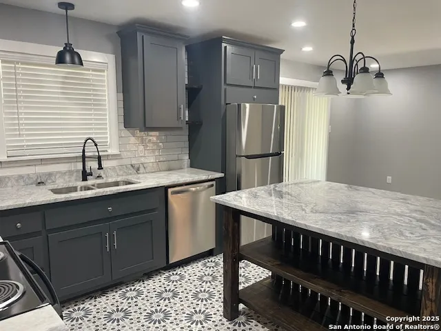 4335 MOANA DR San Antonio, TX 78218