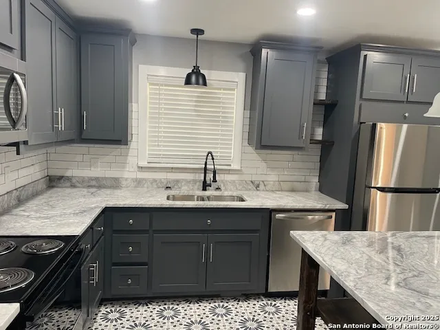 4335 MOANA DR San Antonio, TX 78218