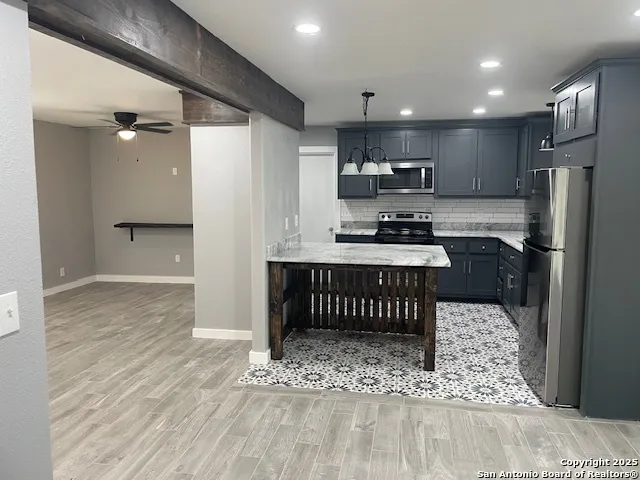 4335 MOANA DR San Antonio, TX 78218