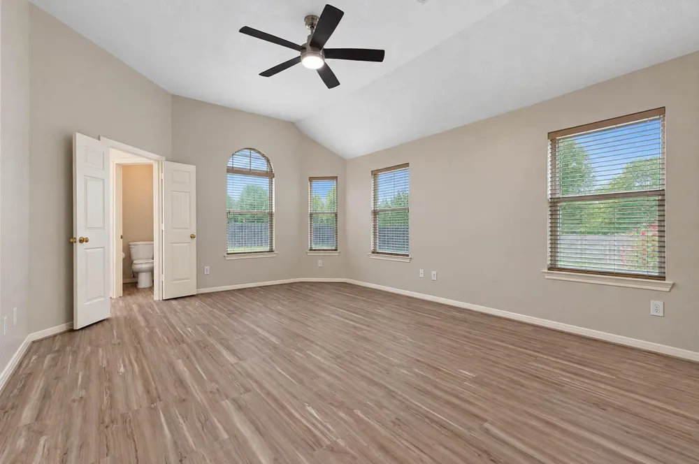 3207 Hickory Knoll Drive Pearland, TX 77581