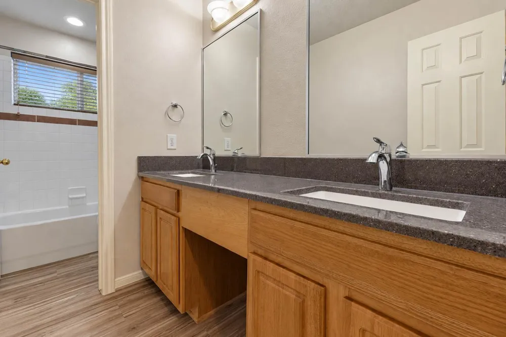 3207 Hickory Knoll Drive Pearland, TX 77581