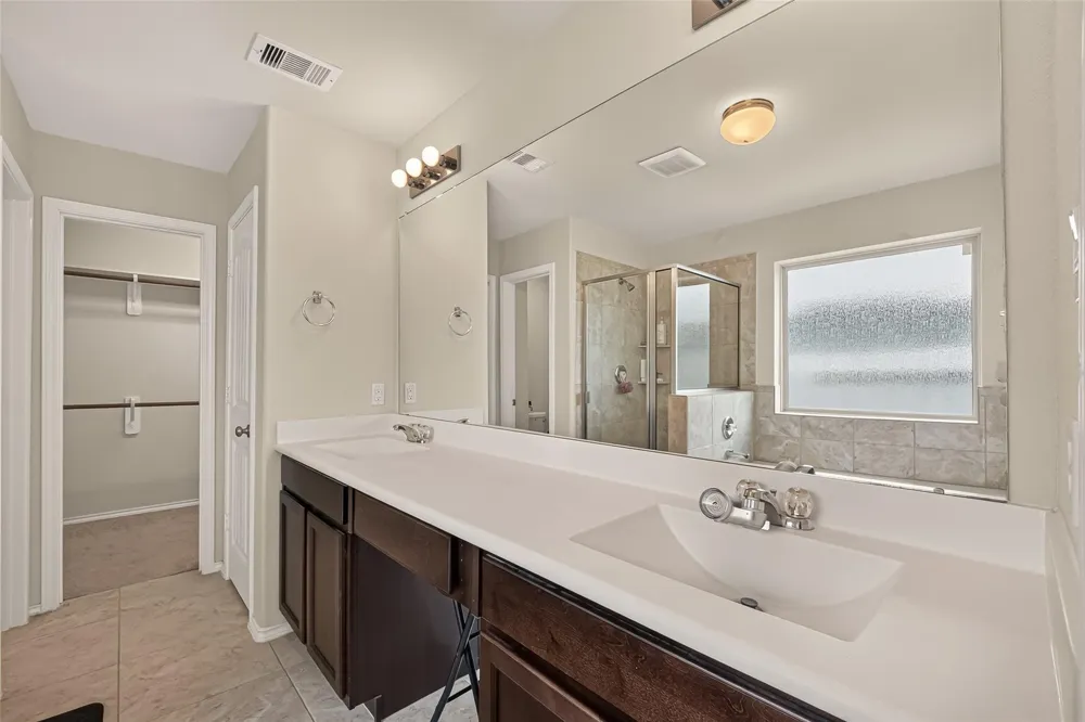 322 Marble Springs Lane La Marque, TX 77568