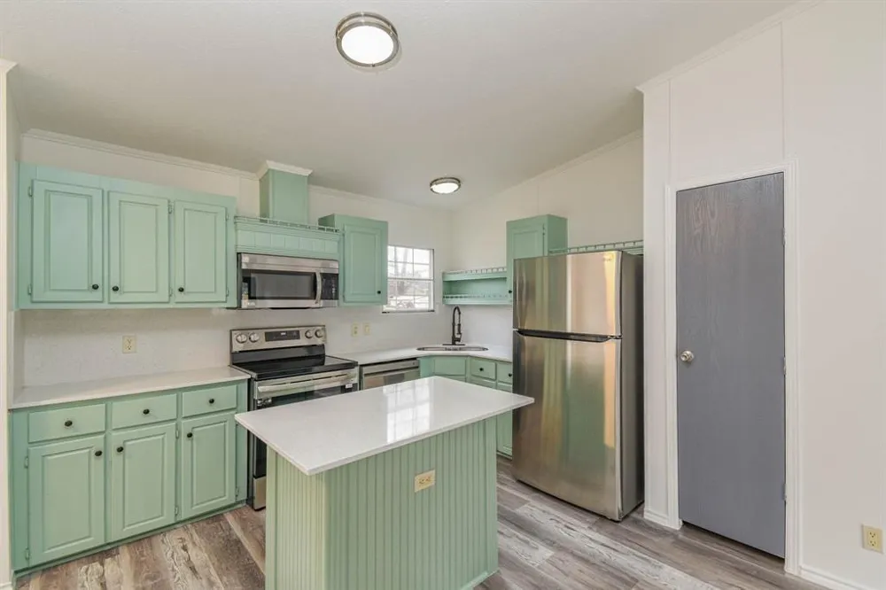 33147 Mckinley Circle Magnolia, TX 77354