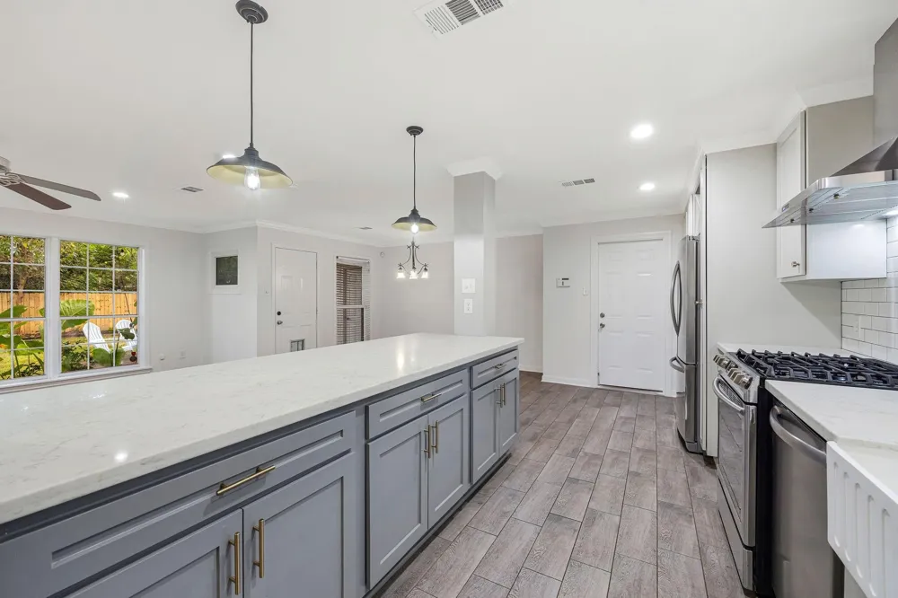 6205 Darnell Street Houston, TX 77074