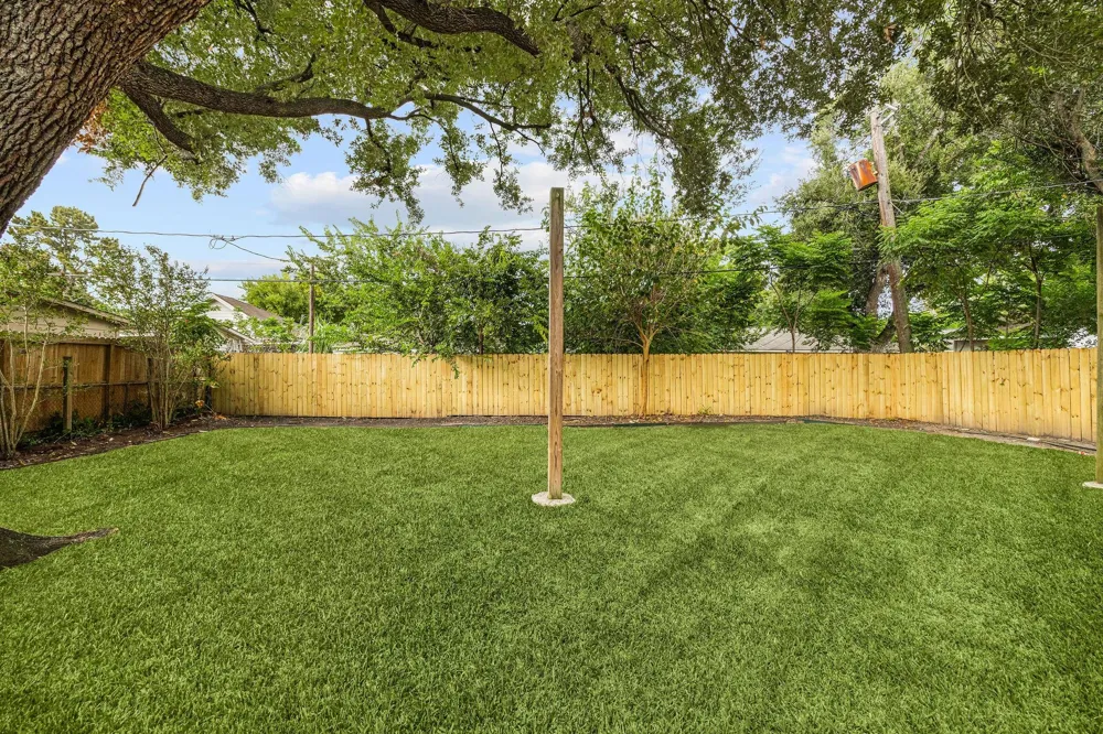 6205 Darnell Street Houston, TX 77074