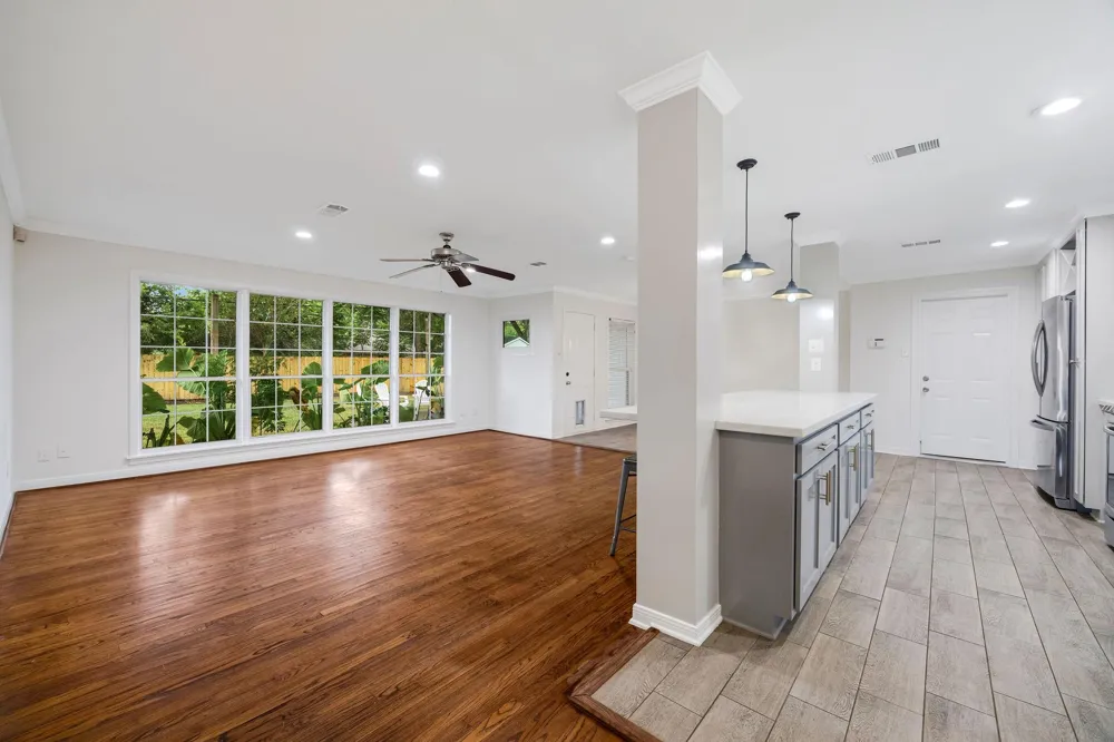 6205 Darnell Street Houston, TX 77074