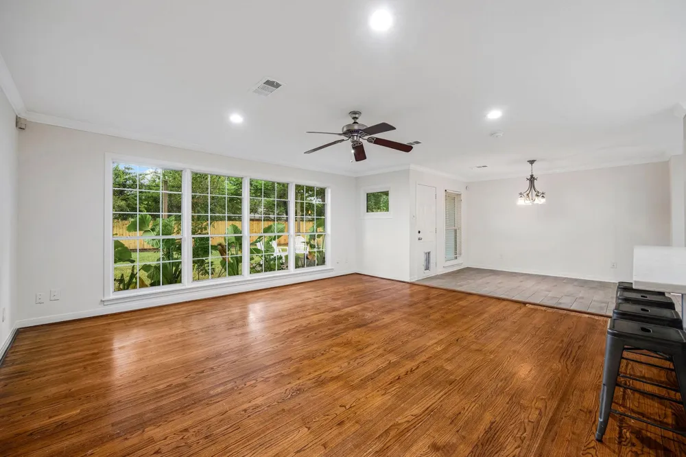 6205 Darnell Street Houston, TX 77074
