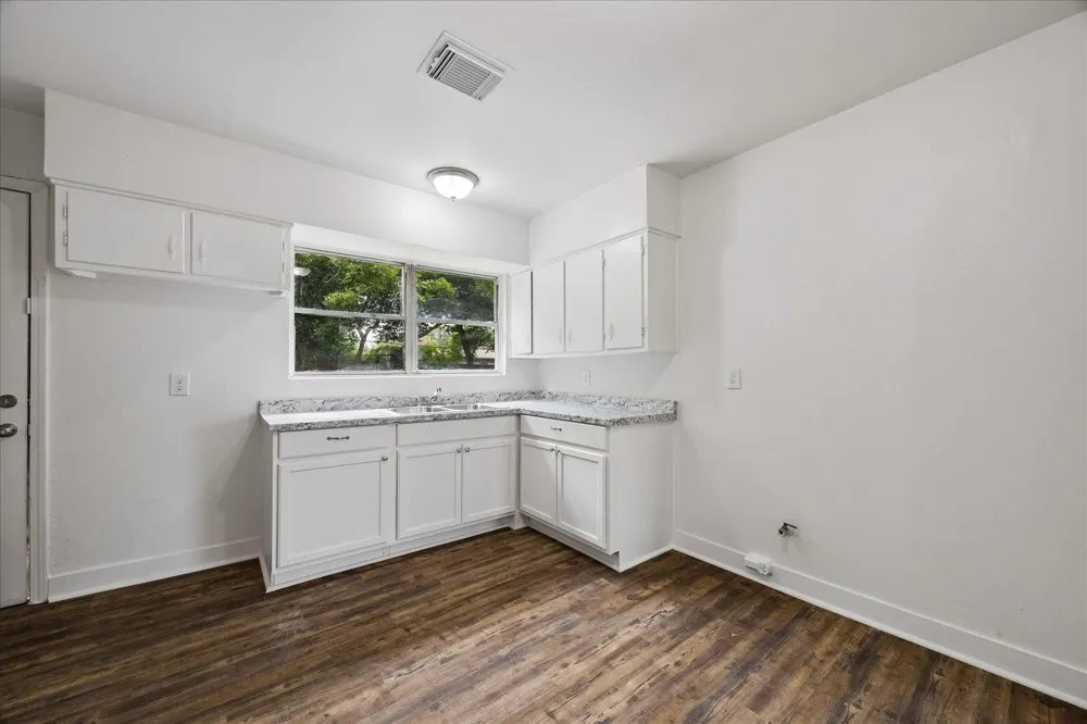 8607 Rockford Drive Houston, TX 77033