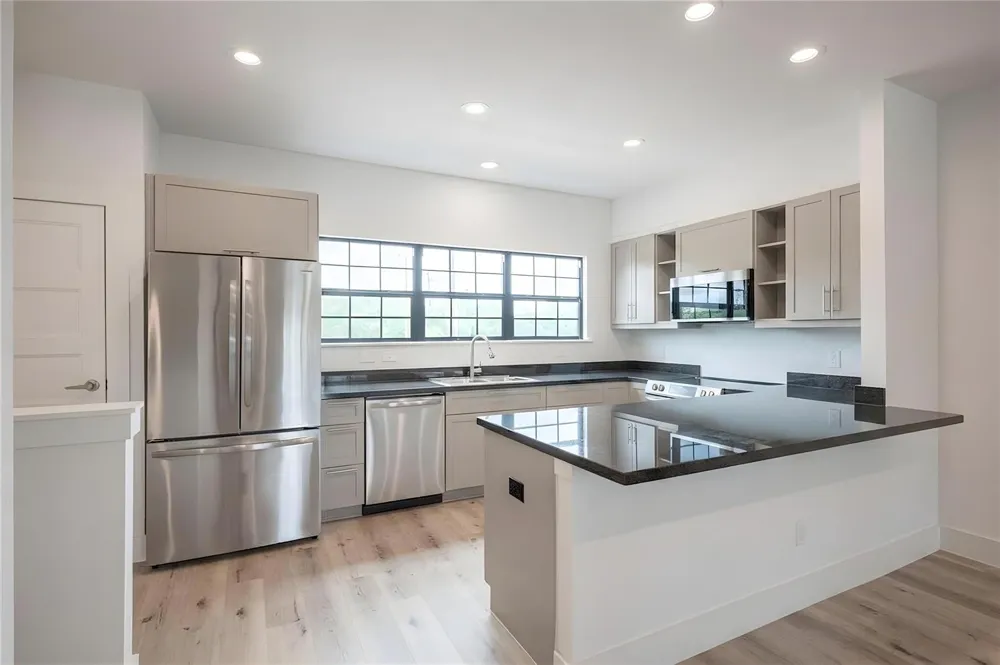 4406 W Hoa Sen Circle Houston, TX 77072