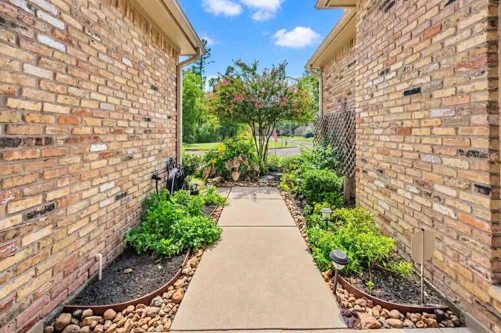 20642 Sunset Bend Lane Spring, TX 77379
