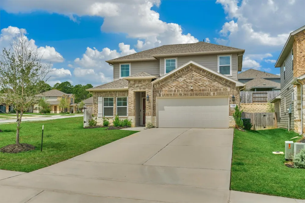 120 Porter Bend Court Montgomery, TX 77316