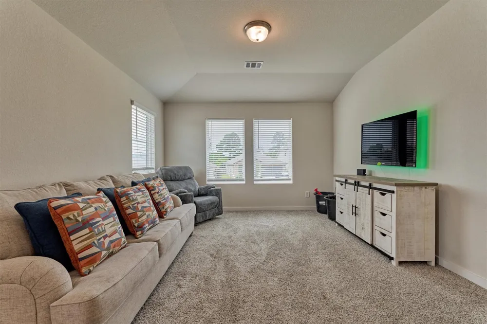 120 Porter Bend Court Montgomery, TX 77316