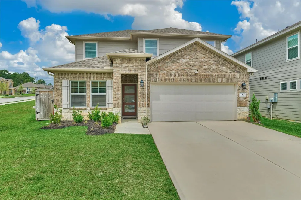 120 Porter Bend Court Montgomery, TX 77316