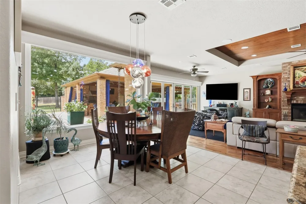 151 Lyndsey Drive Montgomery, TX 77316
