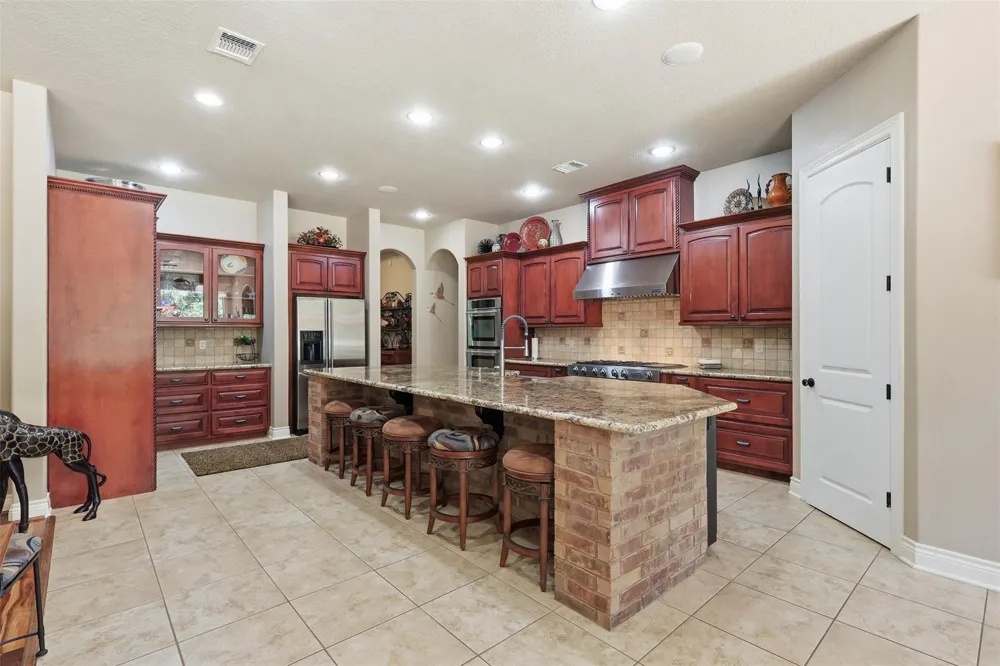 151 Lyndsey Drive Montgomery, TX 77316