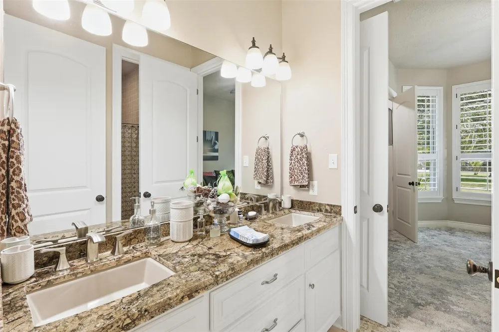 151 Lyndsey Drive Montgomery, TX 77316