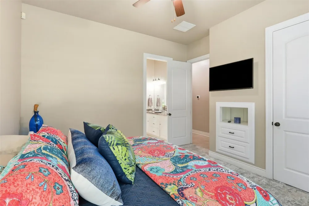 151 Lyndsey Drive Montgomery, TX 77316