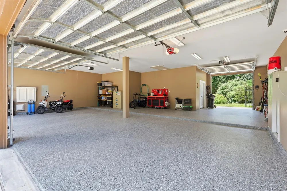 151 Lyndsey Drive Montgomery, TX 77316