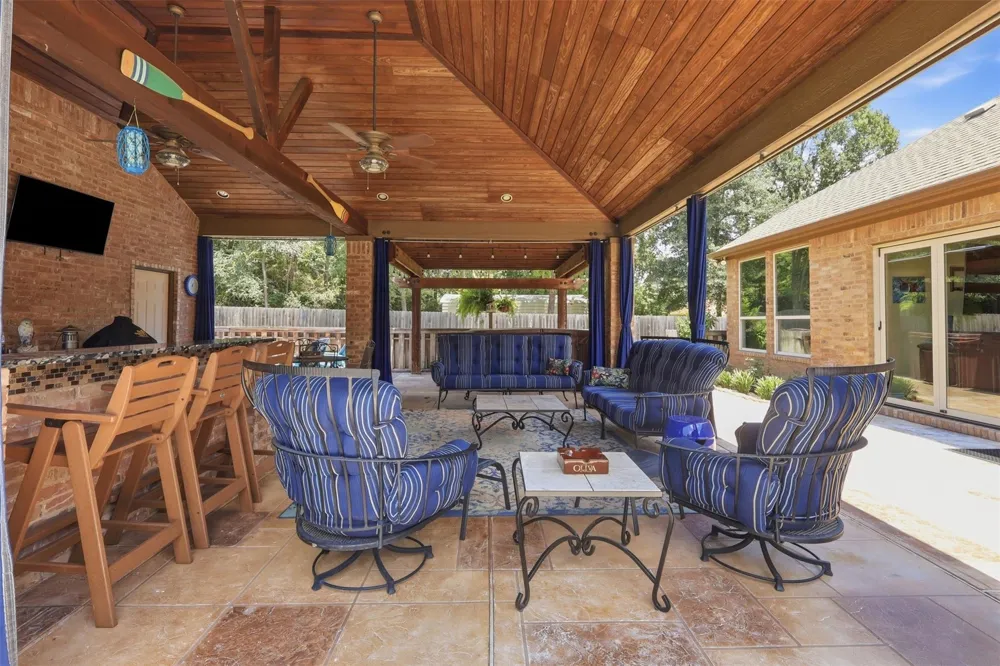 151 Lyndsey Drive Montgomery, TX 77316