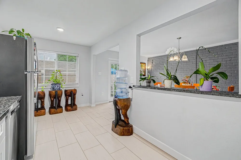 7180 Crownwest Street #7180 Houston, TX 77072