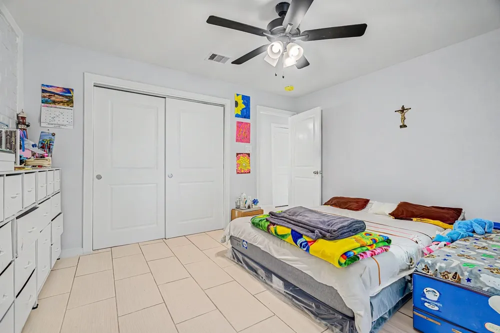 7180 Crownwest Street #7180 Houston, TX 77072