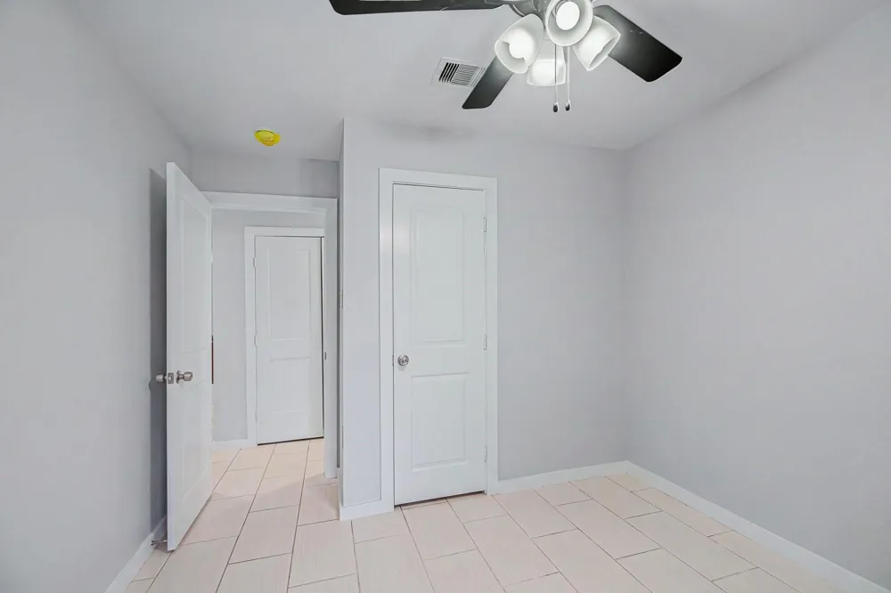 7180 Crownwest Street #7180 Houston, TX 77072