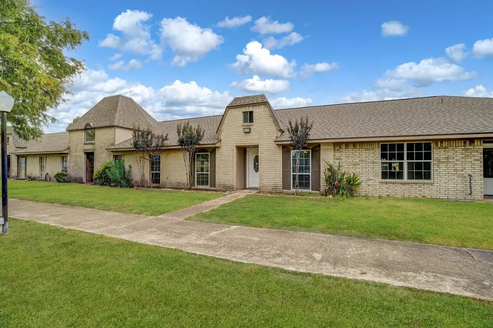 7180 Crownwest Street #7180 Houston, TX 77072