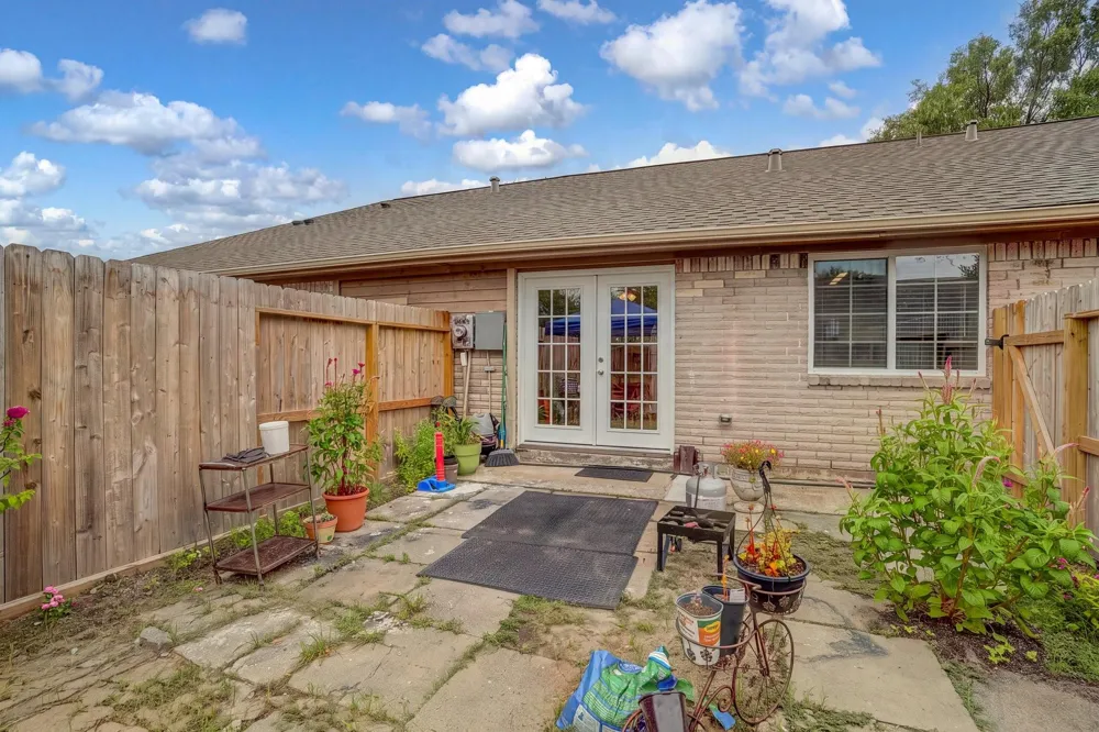 7180 Crownwest Street #7180 Houston, TX 77072