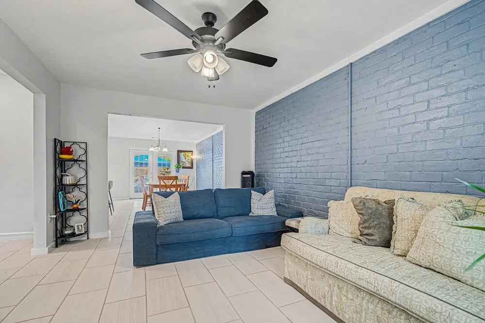 7180 Crownwest Street #7180 Houston, TX 77072