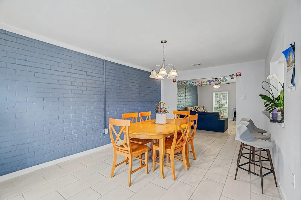 7180 Crownwest Street #7180 Houston, TX 77072