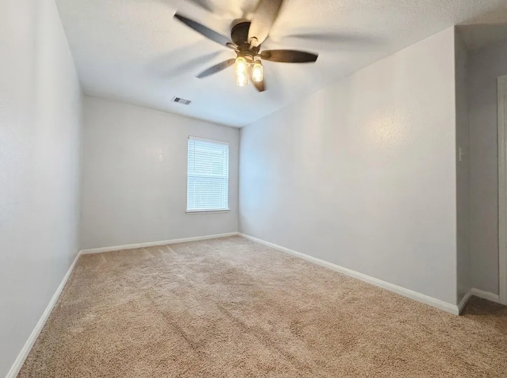 15931 Newport Place Crosby, TX 77532