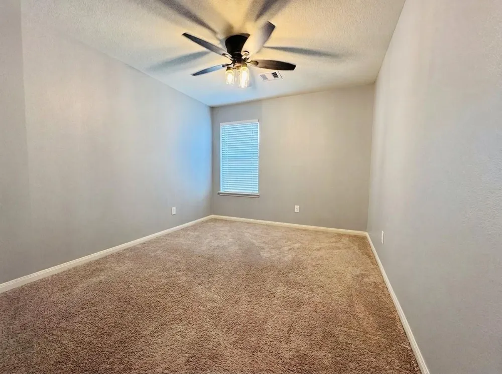 15931 Newport Place Crosby, TX 77532