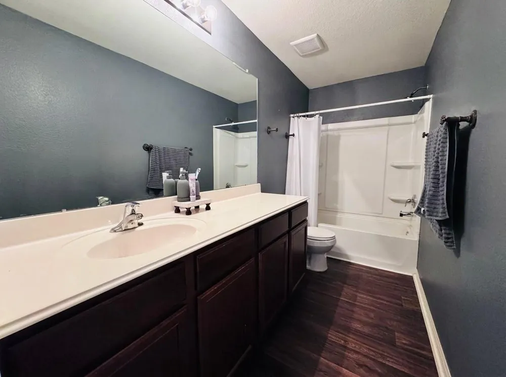 15931 Newport Place Crosby, TX 77532