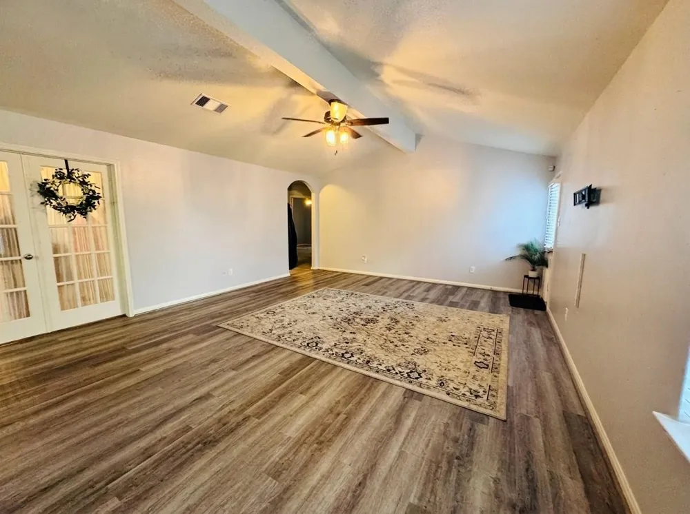 15931 Newport Place Crosby, TX 77532