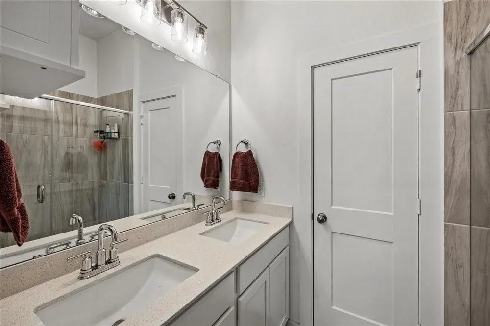 1224 Cavalry Junction Drive Alvin, TX 77511