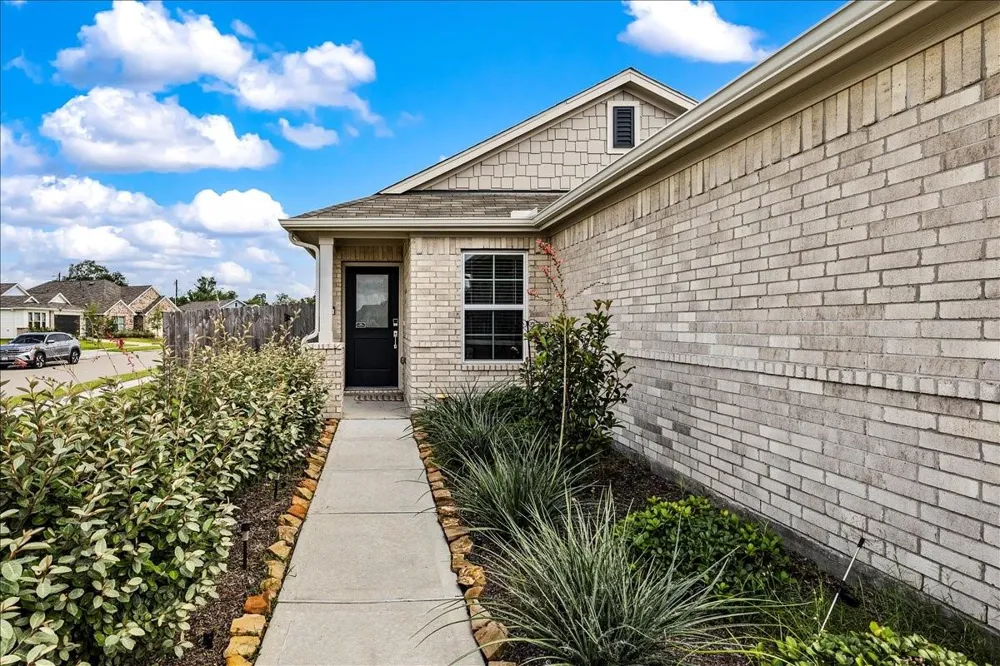 1224 Cavalry Junction Drive Alvin, TX 77511