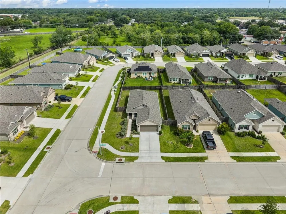 1224 Cavalry Junction Drive Alvin, TX 77511