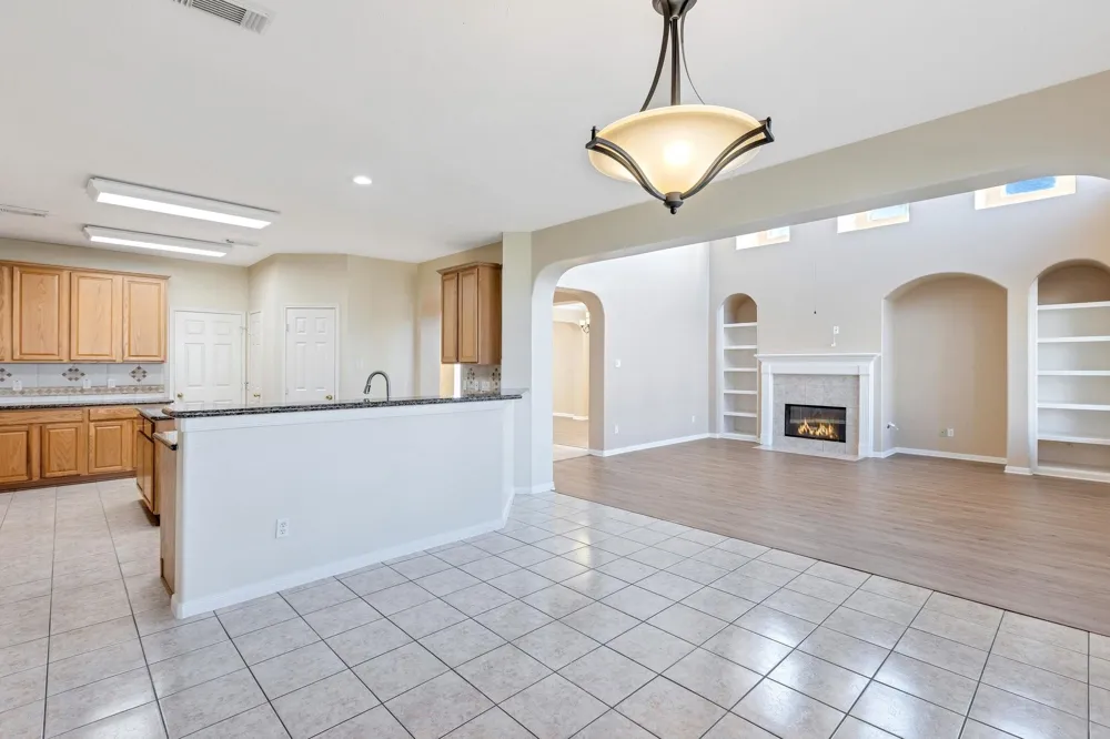 11311 Misty Morning Street Pearland, TX 77584