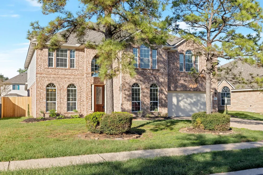 11311 Misty Morning Street Pearland, TX 77584